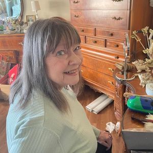 Meet your Posher, Sheila